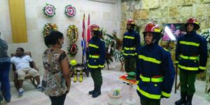 Tributo a joven bombero víctima de incendio en Matanzas