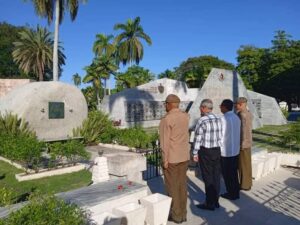 Homenaje a Martí y Fidel en el Día de las FAR (Fotos)