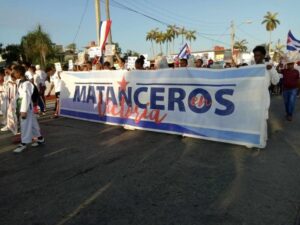 Desfila multitud de matanceros el Primero de Mayo