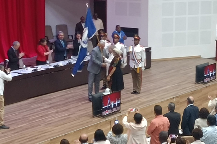 Asiste Díaz-Canel al acto nacional por el Día de la Ciencia Cubana ...