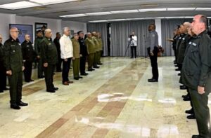 Presiden Raúl y Díaz-Canel acto de ascenso en el MININT (+Post)