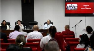 Discuten parlamentarios dictamen sobre rendición de cuenta del INDER