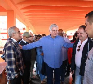 Cuba felicita al doctor Enrique Alemán en su cumpleaños