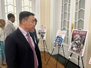 Inauguran en Washington muestra de carteles dedicada a Fidel