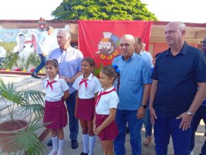 Presidente cubano recorre Ciego de Ávila (+Fotos)
