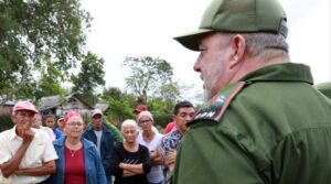 Constata primer ministro recuperación en Granma y Holguín