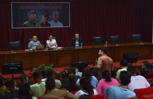 UJC analiza Programa de Gobierno para corregir distorsiones y reimpulsar la economía en Cuba