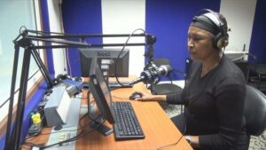 De luto la locución De luto la locución