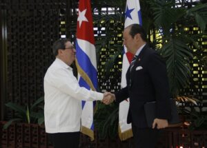 Recibe canciller cubano Bruno Rodríguez a su homólogo de Panamá Recibe canciller cubano Bruno Rodríguez a su homólogo de Panamá