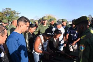Asistió Díaz-Canel a ejercicio de defensa en Habana del Este Asistió Díaz-Canel a ejercicio de defensa en Habana del Este