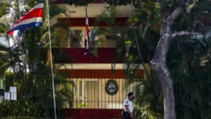 Rechaza Díaz-Canel decisión de Costa Rica de cerrar su embajada