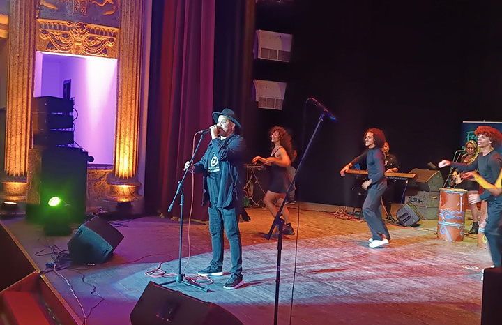 ADIÓS PIÑA COLADA: Ciego de Ávila dice hasta pronto