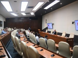 Destacan aportes del CENIC durante encuentro con Díaz-Canel Destacan aportes del CENIC durante encuentro con Díaz-Canel