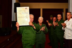 Felicitó Raúl al Instituto Nacional de la Reserva Estatal