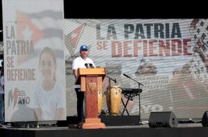 La Patria se defiende