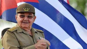 Denuncia presidente cubano nueva maniobra política contra el General de Ejército