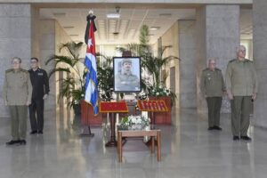 Homenaje al Comandante de las Gestas