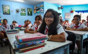 Destaca Díaz-Canel inicio del Curso Escolar pese al bloqueo