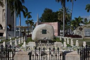 Rinden homenaje a Fidel en Santiago de Cuba Rinden homenaje a Fidel en Santiago de Cuba