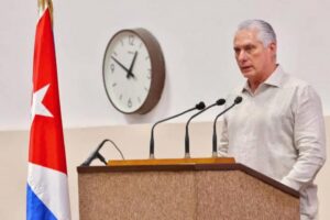 Cuba no tiene que adoctrinar a nadie, dijo Díaz-Canel