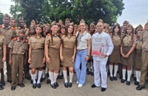 Felicita Raúl a los Camilitos